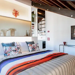 https://coral-loft.hotelslidodijesolo.com